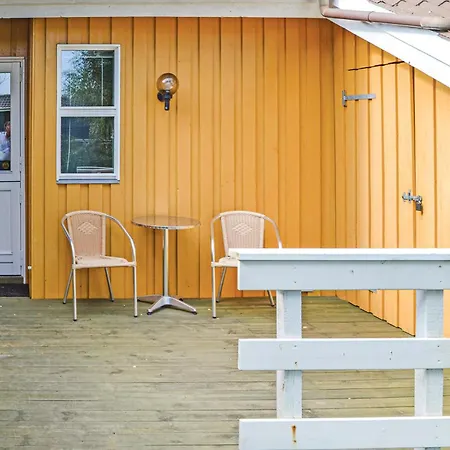 Gorgeous In With Kitchen Holiday home